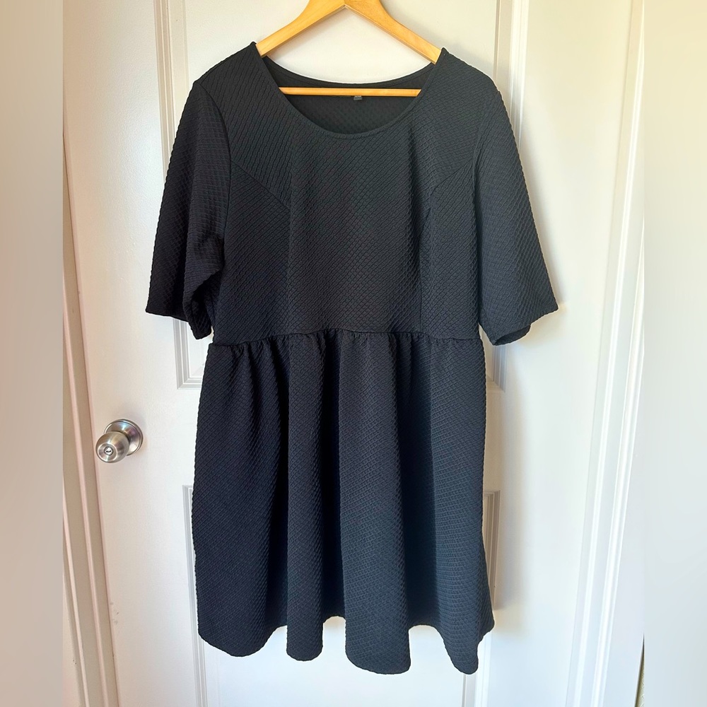 Apt 9 Fit and Flair Short Sleeve Black Dress 1X
